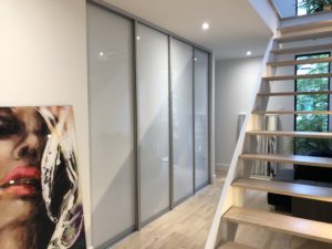 ultra clear white glass modern sliding doors for closet